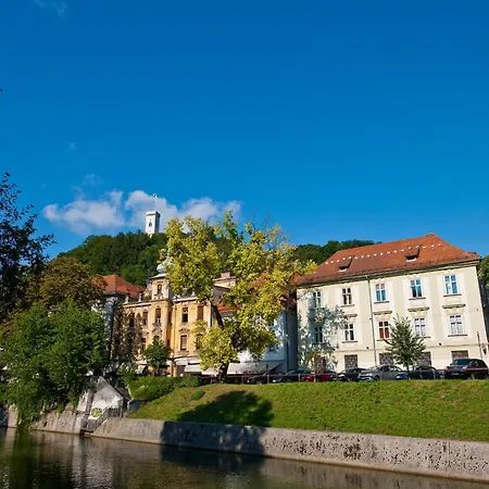 호텔 G 디자인 4*