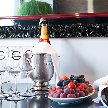 호텔 G 디자인 4*