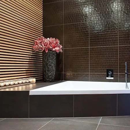 Hotel G Design 4*
