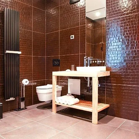 Hotel G Design 4*